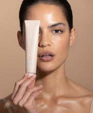 Load image into Gallery viewer, Pretty in Zinc SPF50+ Dreamscreen